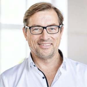 Speaker - Roman Huber